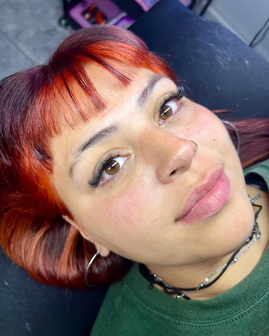 Clienta con extensiones de volumen 4D